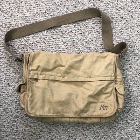 aeropostale messenger bag